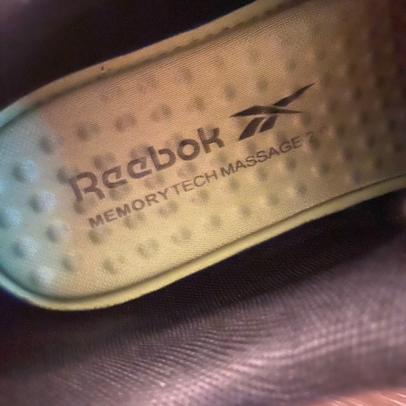 WOMAN’s Size 7 1/2 REEBOK SUBLITE LEGEND WORK SHOES! These look brand NEW! - Picture 5 of 10